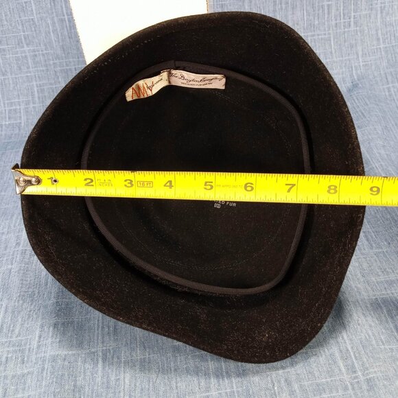 1940s Black Wool Flecked Cloche Hat by The Dayton Company - Picture 7 of 7